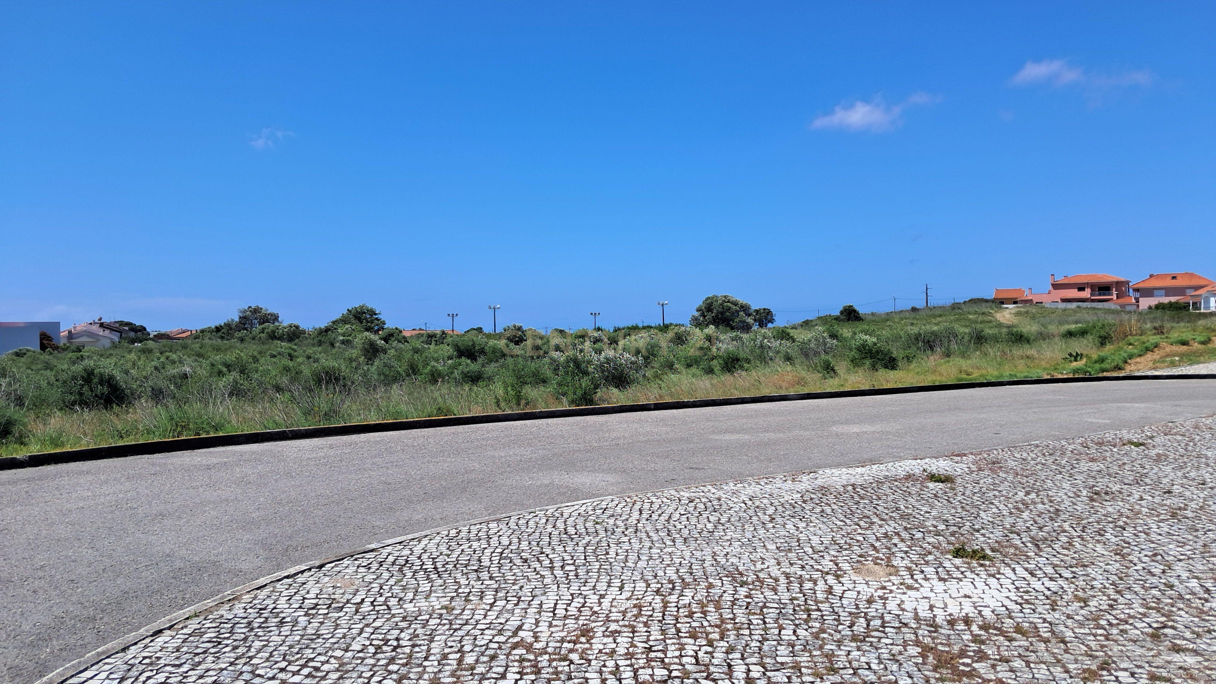 Fotografia 5 de Terreno rústico urbanizável para venda em Porto Salvo - Oeiras