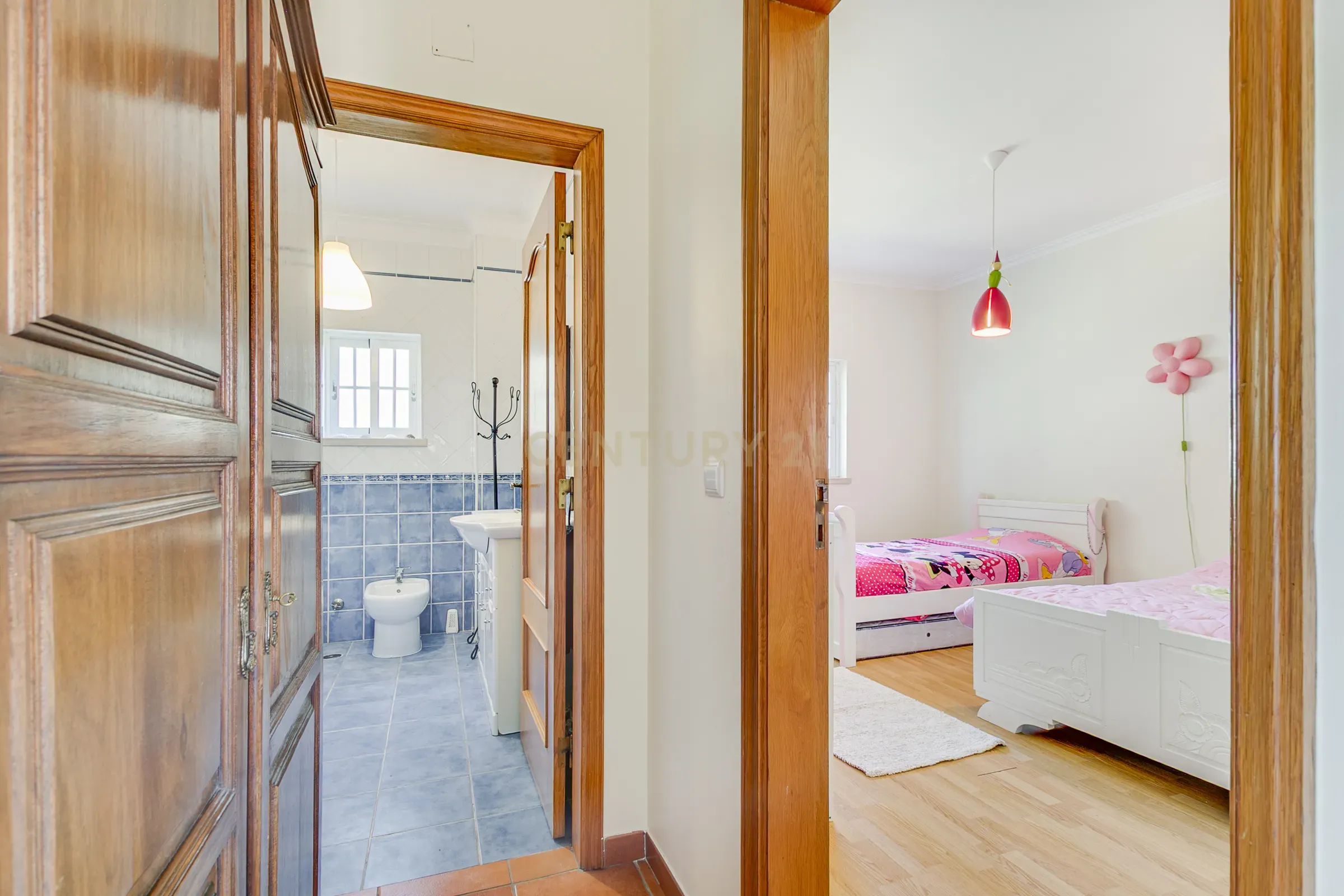 Moradia Rural T4 com Piscina e Jardim — Entre Setúbal e Lisboa - Image 29