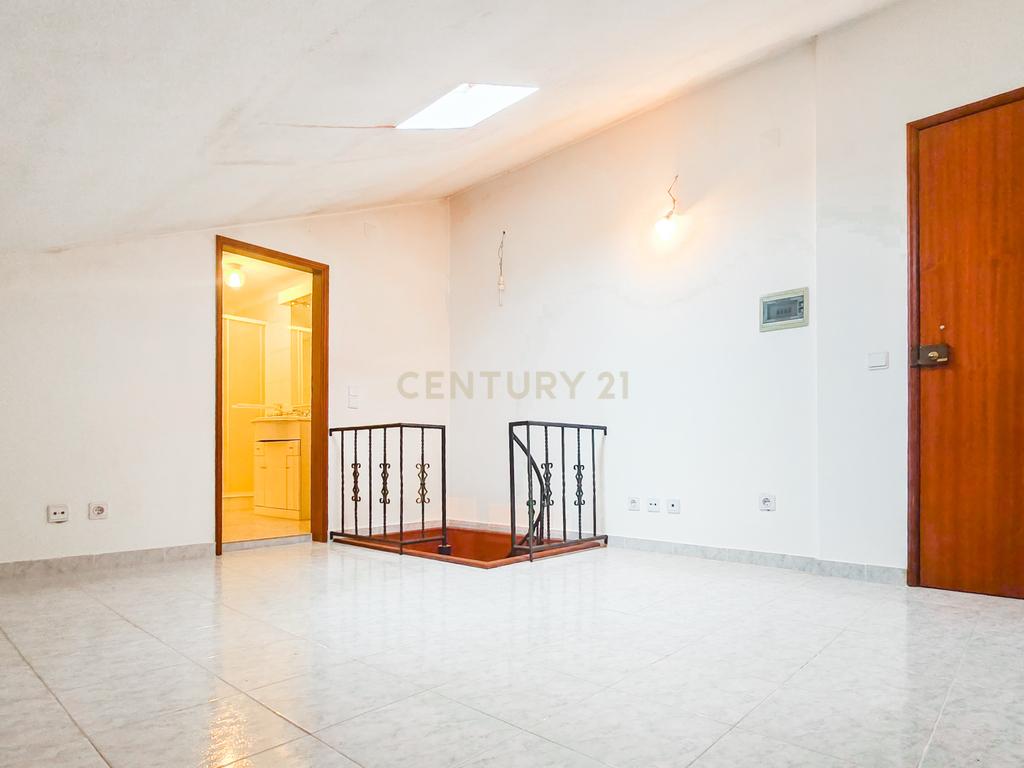 Apartamento T2 + 1 em Pinhal Novo, Palmela Arrendamento - Image 29