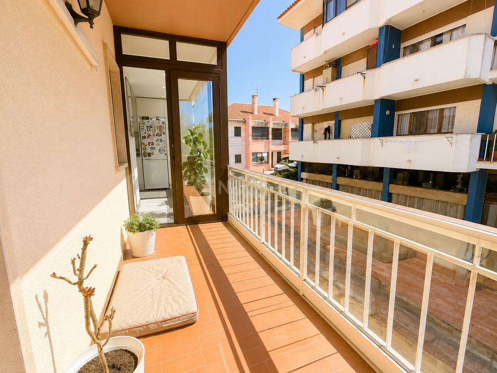 Apartamento T2 Renovado | Fontainhas | Cascais - Image 17
