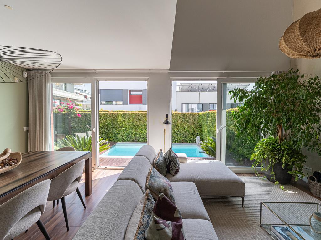 Moradia Geminada T4 em Carcavelos, Sassoeiros - Image 6