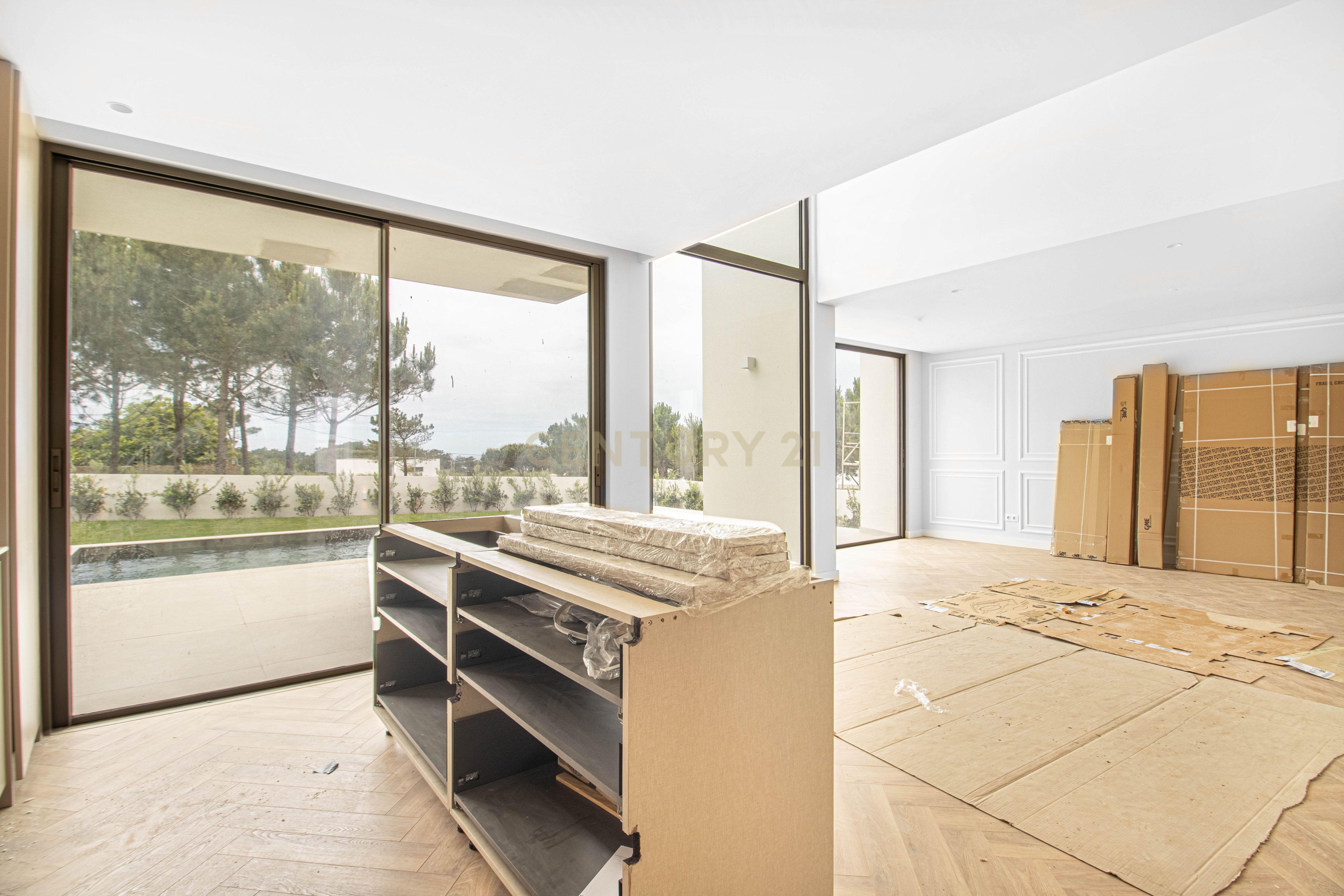 Moradia T4 em Fontanelas | Nova Construção com Piscina - More