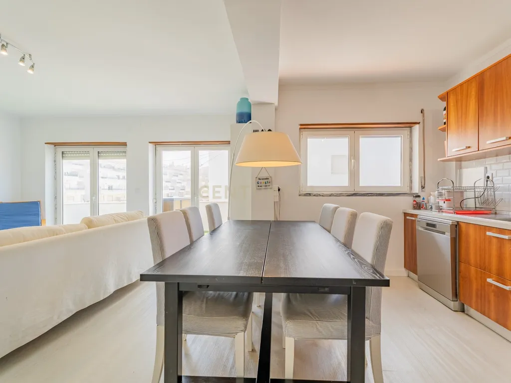 T2 renovado com Varanda, Vista Mar e Box privativa em Santa Cruz - Image 32