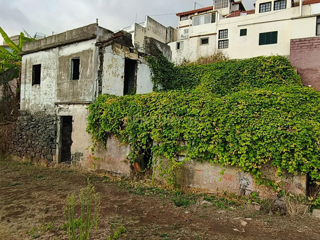 Terreno Urbano com Ruína e Vista Mar na Boa Nova - Image 5
