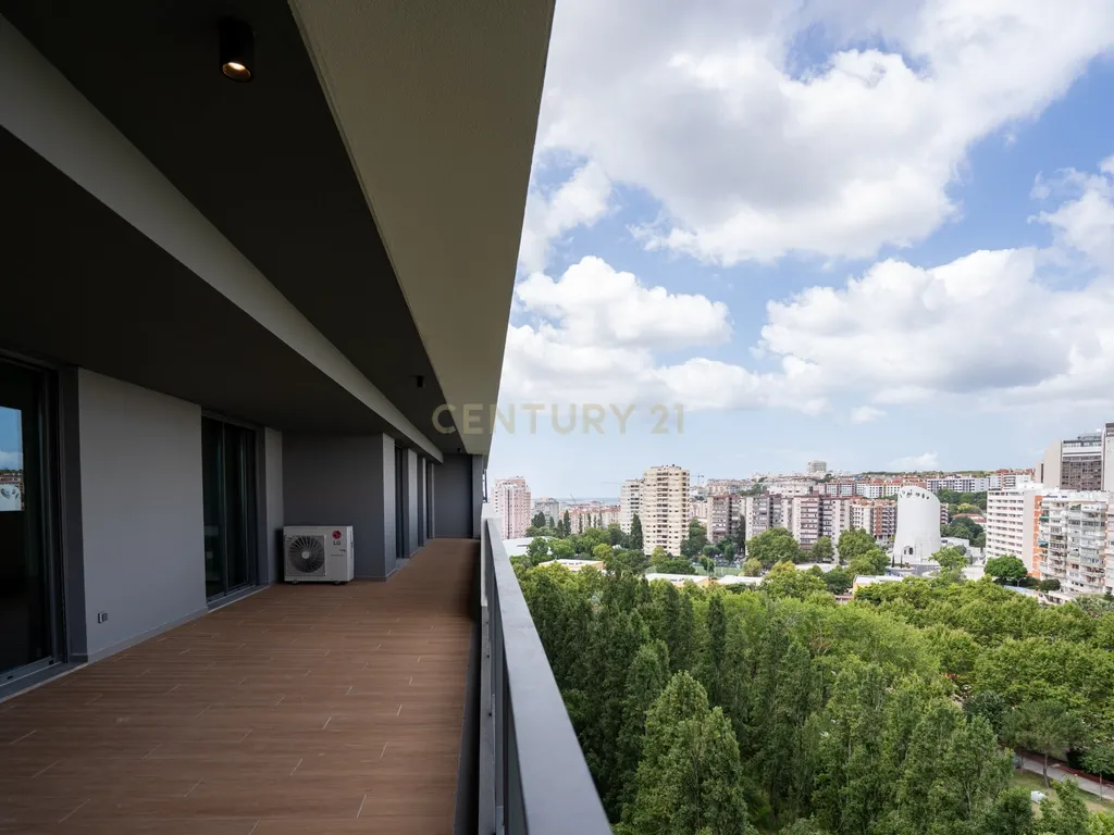 Exclusivo T3 no Terraces Mirear com Varanda, Piscina, Ginásio e Sauna – Miraflores - Image 35