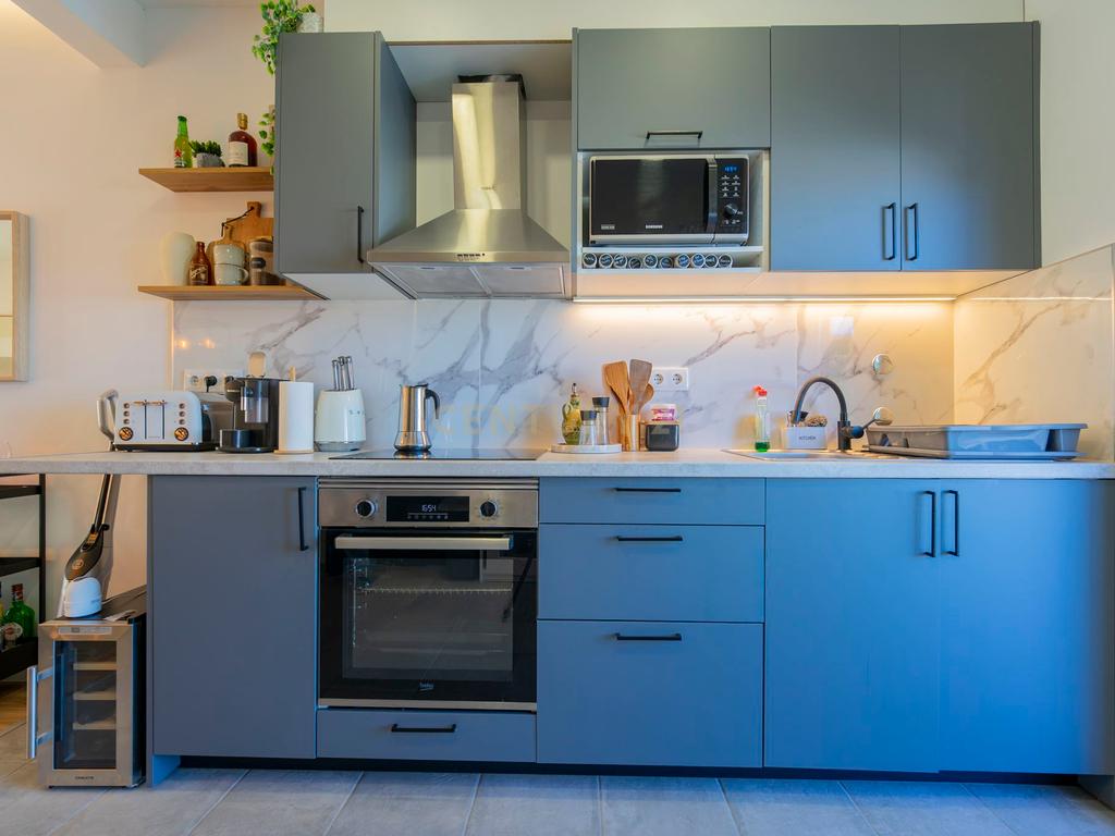 Apartamento T1 com Terraços e Vista Panorâmica em Olhão - Image 8