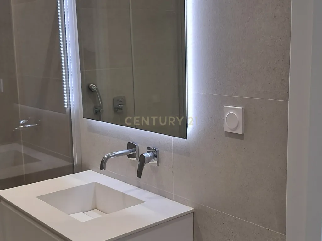 Luxuoso Apartamento T2 em Carcavelos Cascais - Image 22