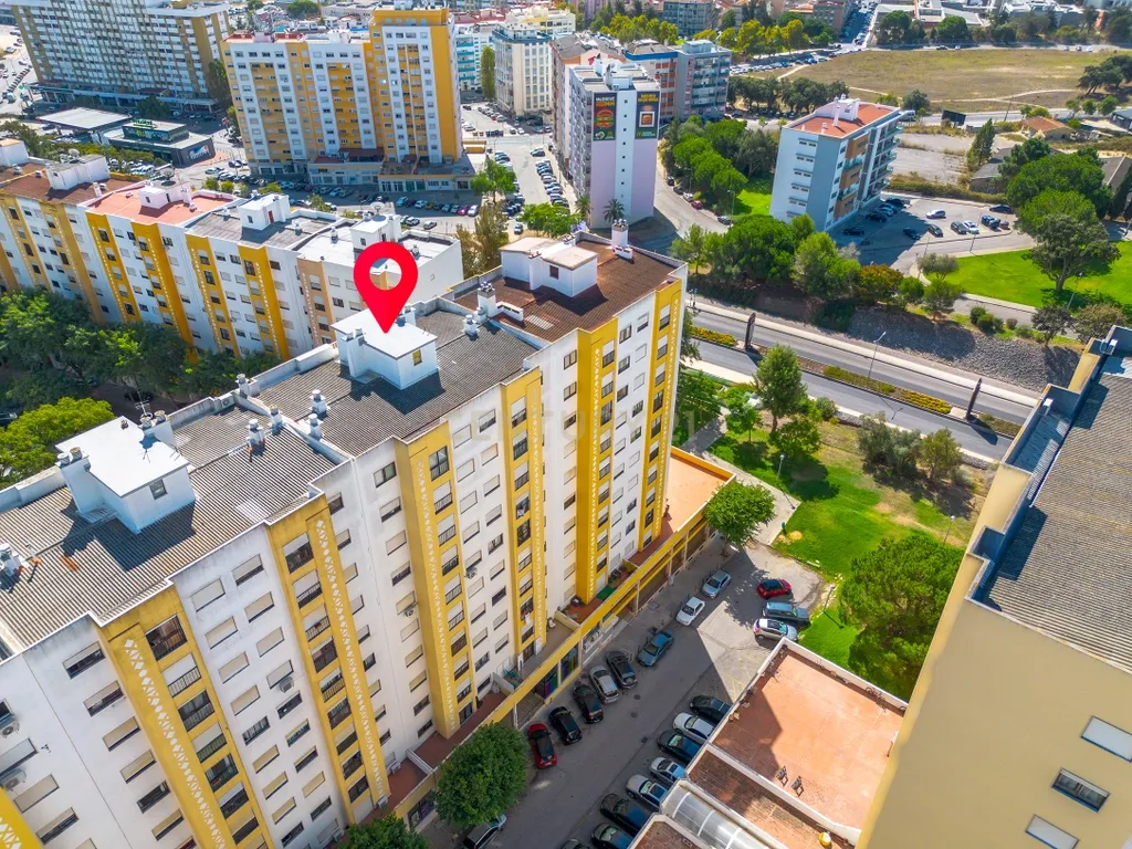 Apartamento T3 em Setúbal - Image 43