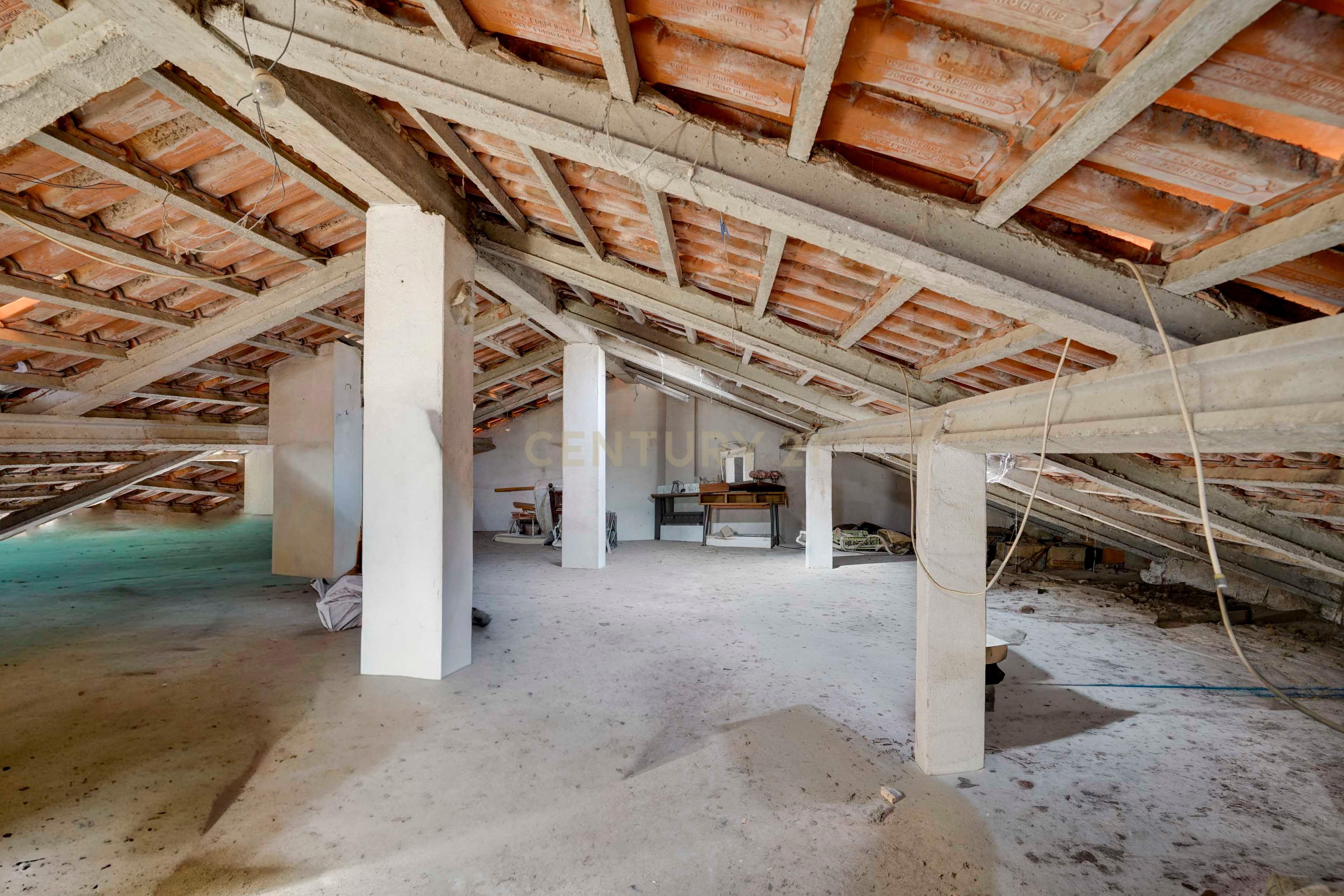 Fotografia 3 de Apartamento T3+2 em Samora Correia | Conforto, Espaço e Excelente Localização