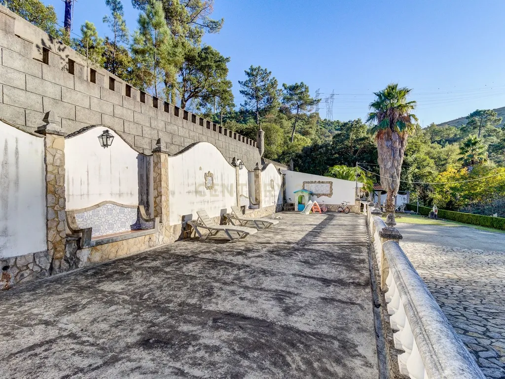 Quinta Rústica em Bucelas, com terreno de 4500m2 - Image 6