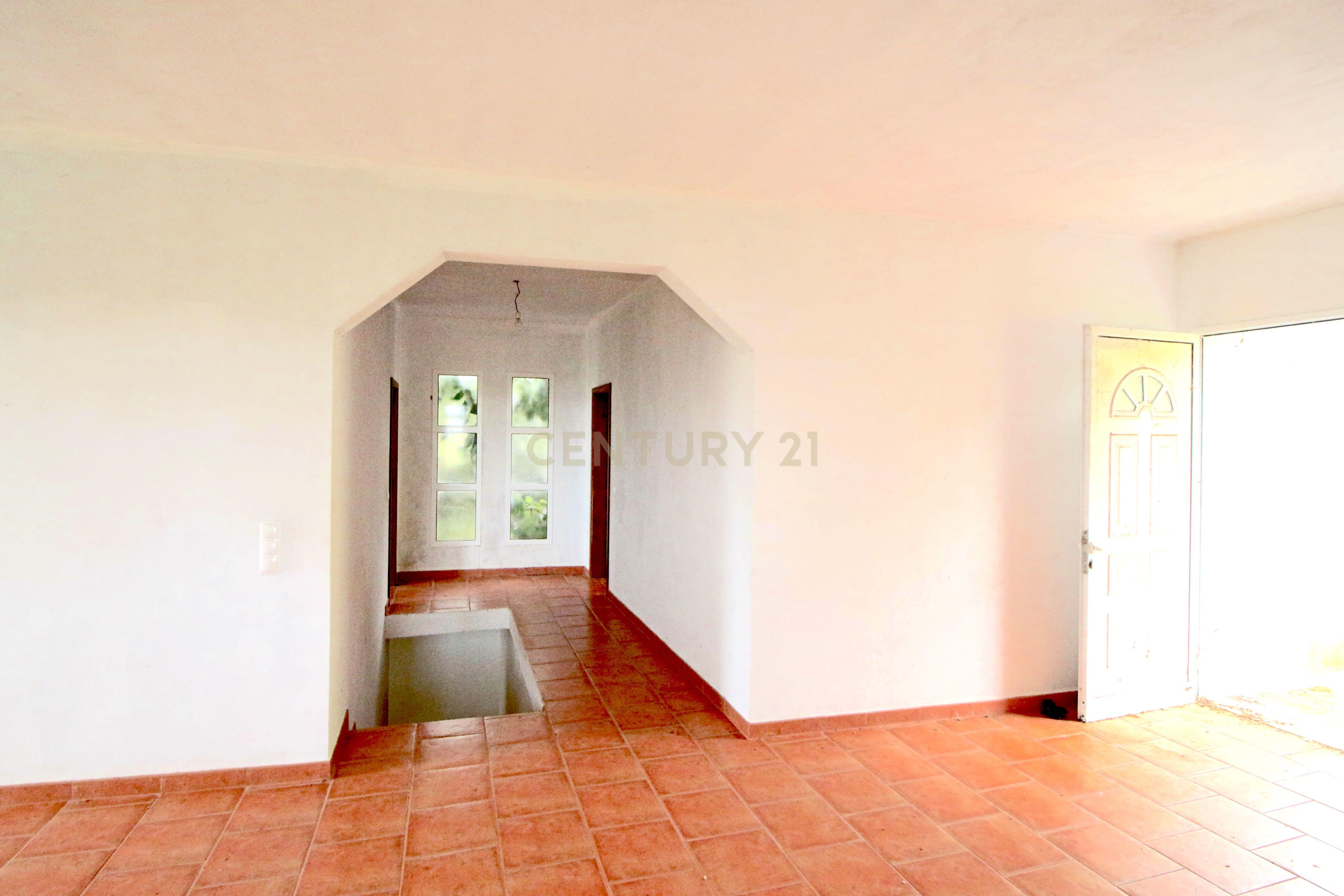 Fotografia 8 de Moradia T3 em Santana com Potencial Residencial e Turístico