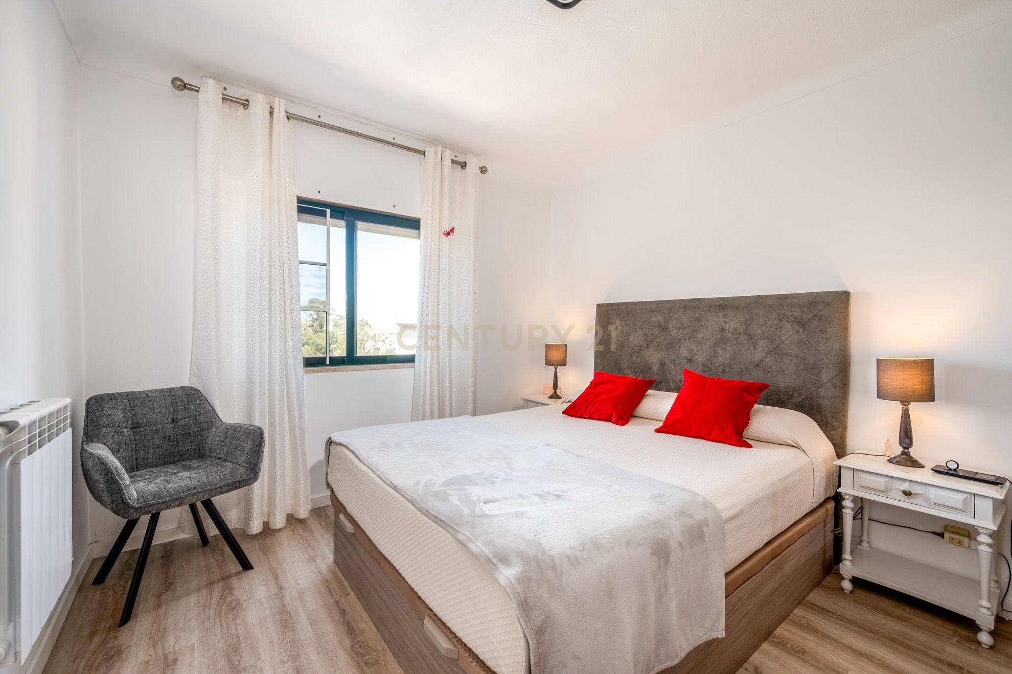 Fotografia 12 de Apartamento T2 renovado em Algueirão Mem Martins, Sintra