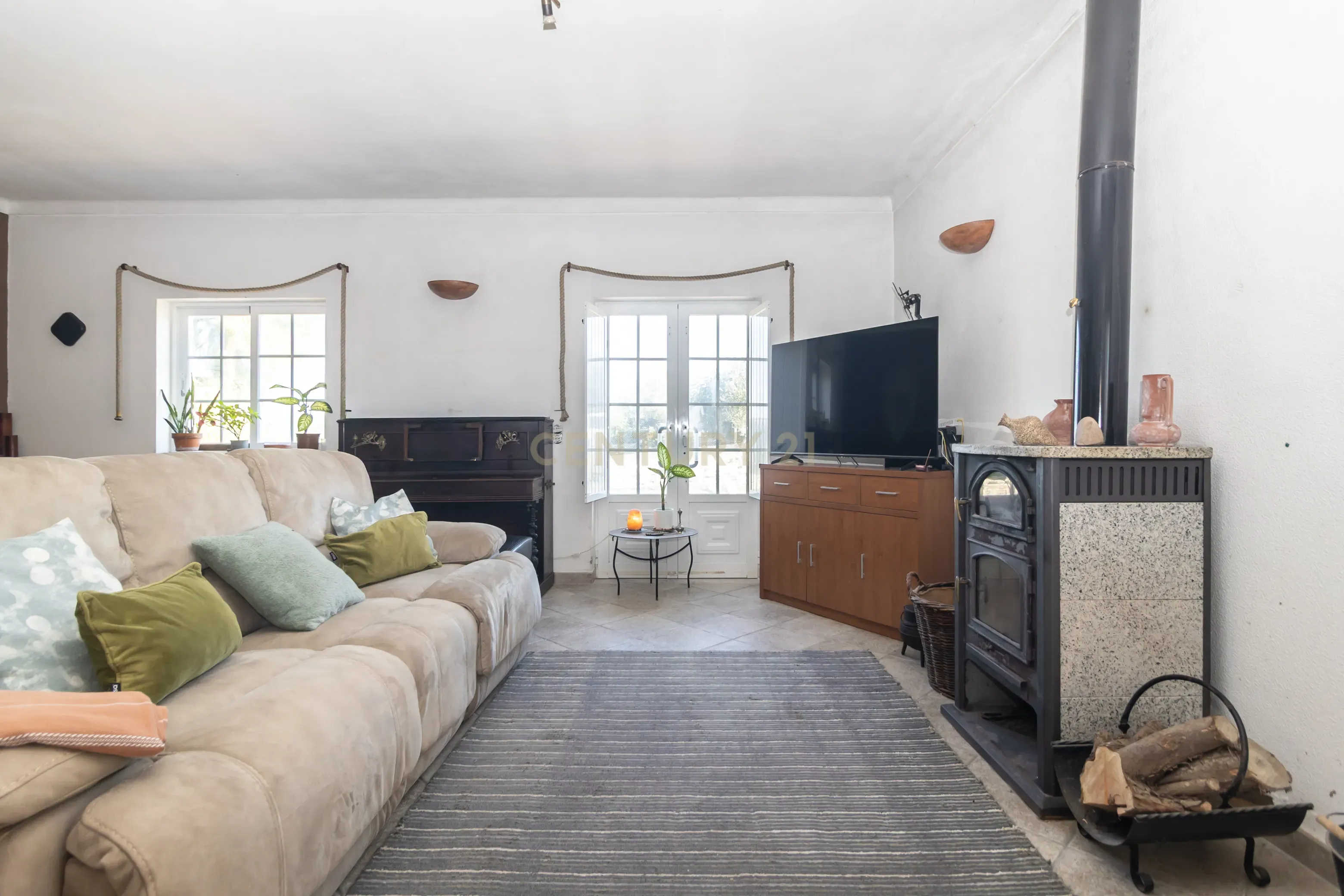 Fotografia 4 de Moradia T3 numa Encantadora Quinta com 3.955 m² —Palmela/Setúbal
