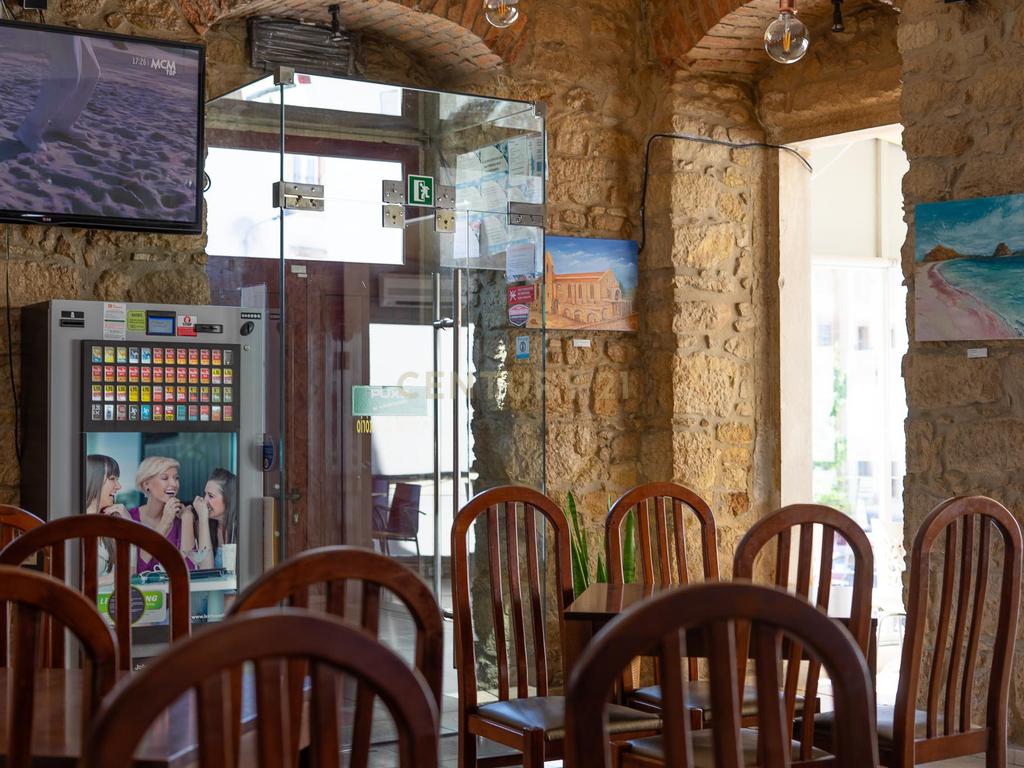 Trespasse de Café‑Bar Junto ao Futuro Hotel 5★ no Mosteiro Novo de Santa Clara – Coimbra - Image 36