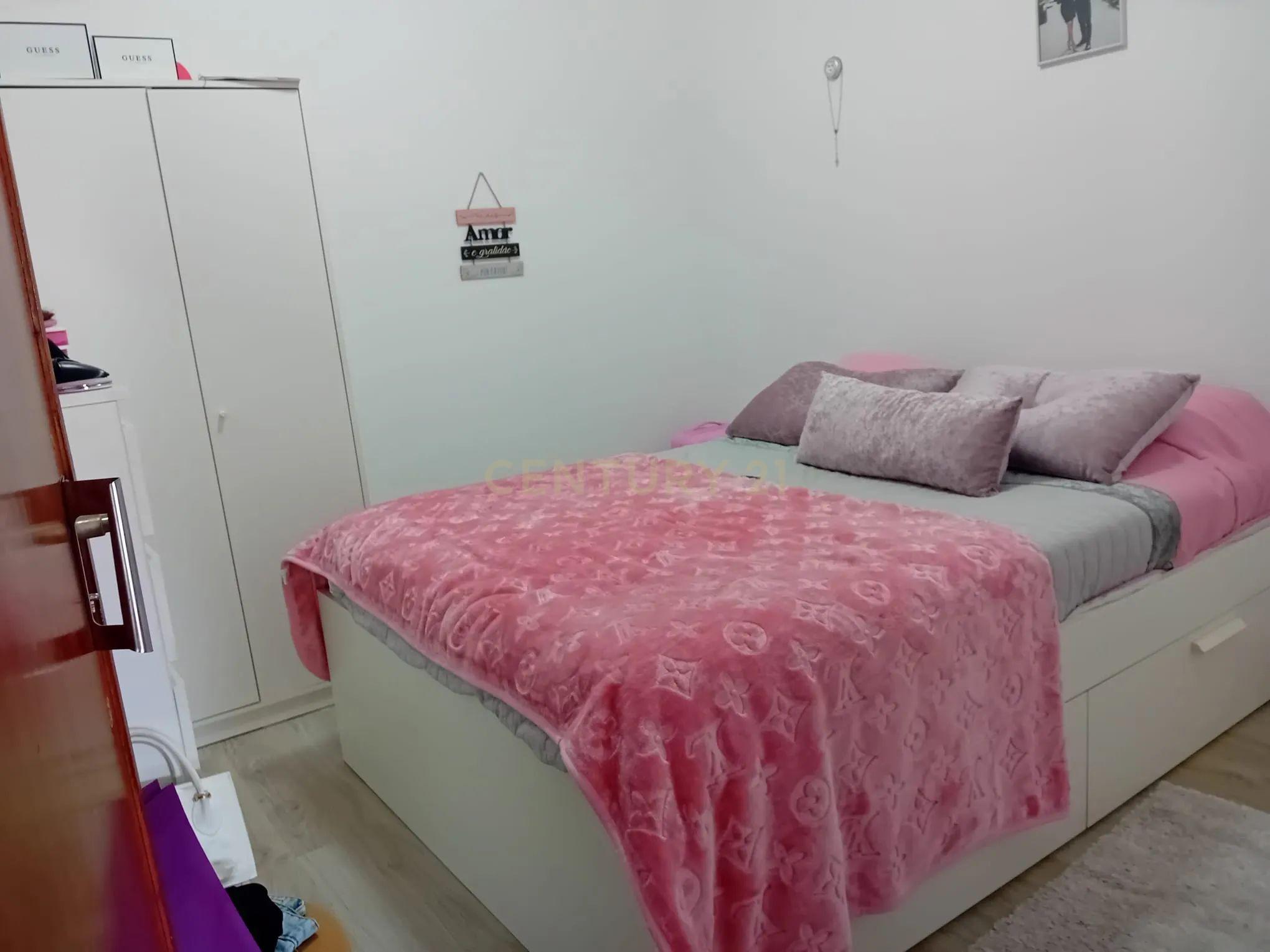 Fotografia 12 de Encantador Apartamento T1 + 1 em Queluz com vista Panorâmica 180
