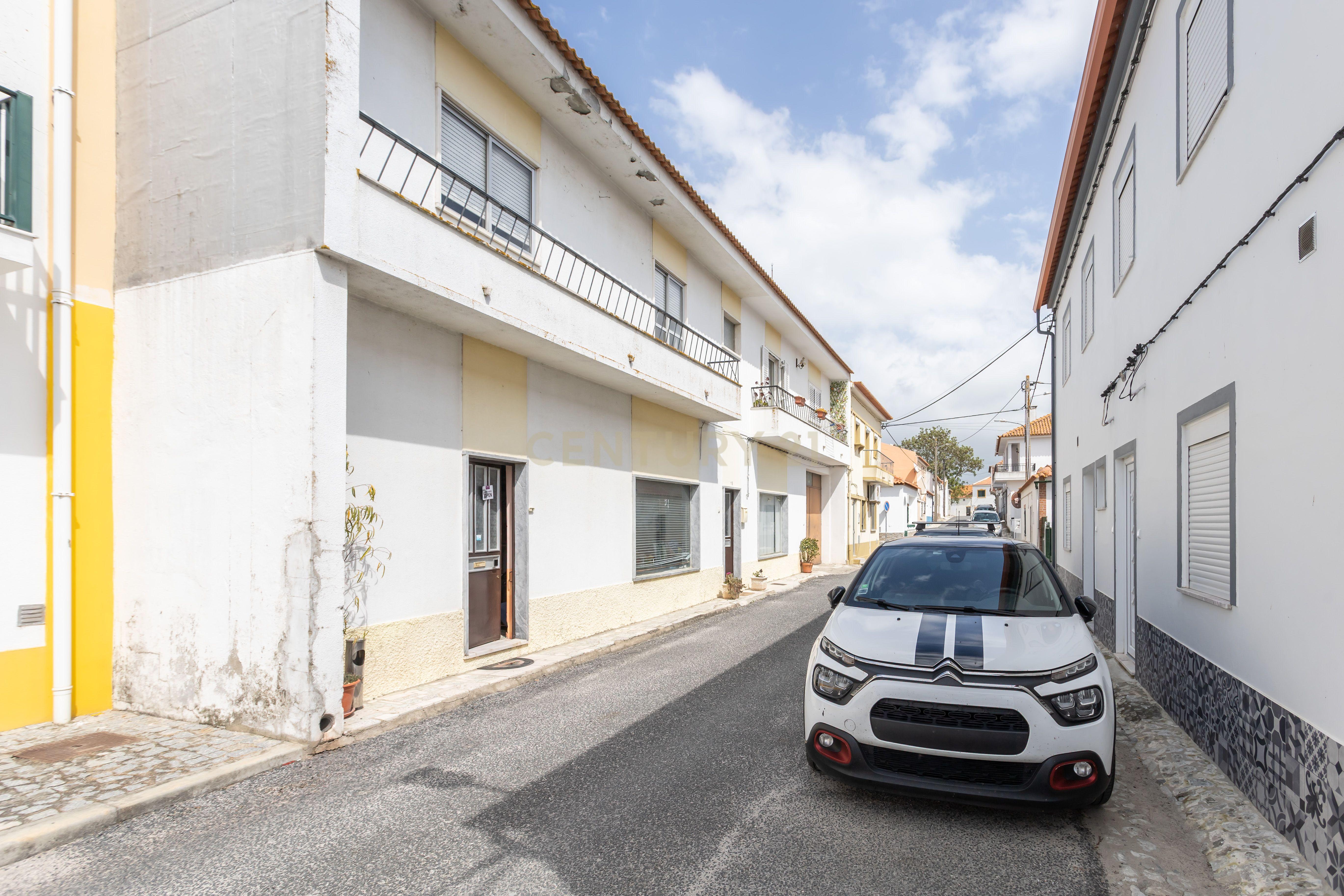 Oportunidade Única loft por 100.000€ a 15 minutos de Setúbal - Image 13