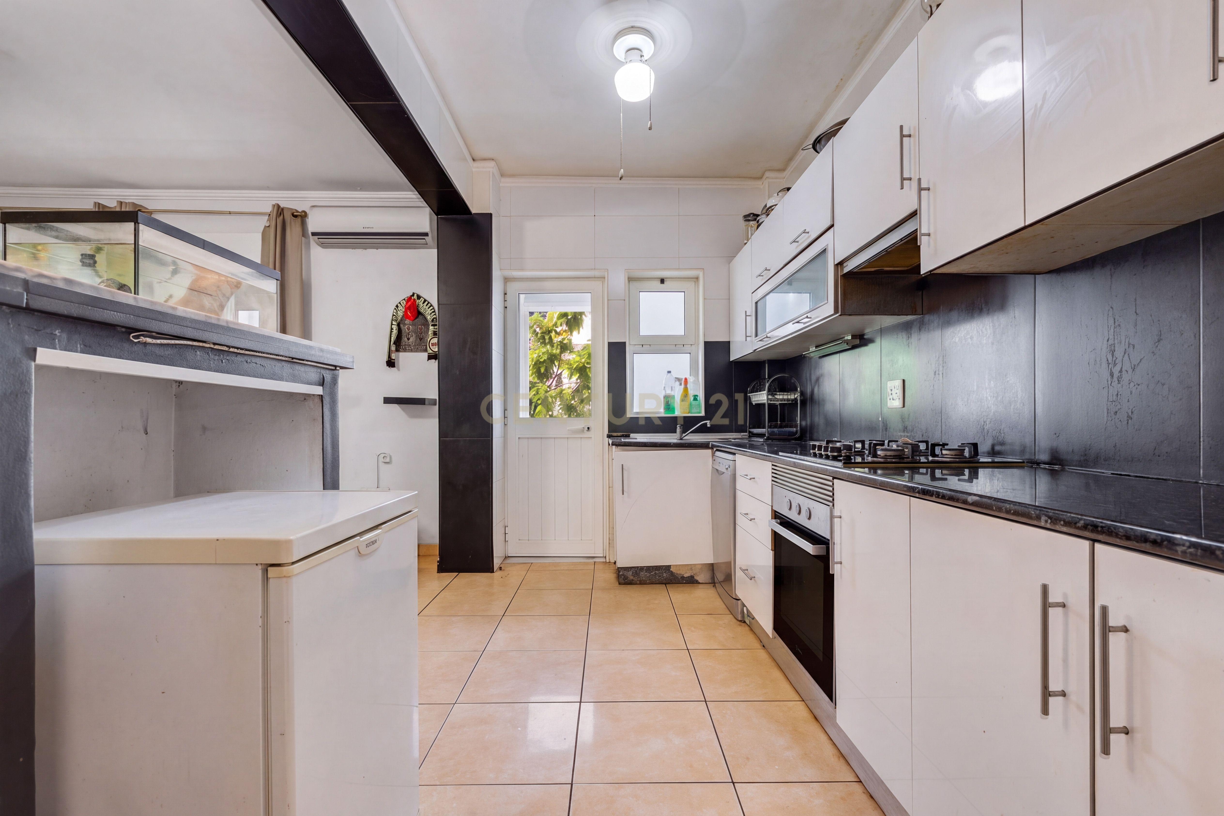 Apartamento T3 à venda em Faro (Sé e São Pedro), Faro — foto 3