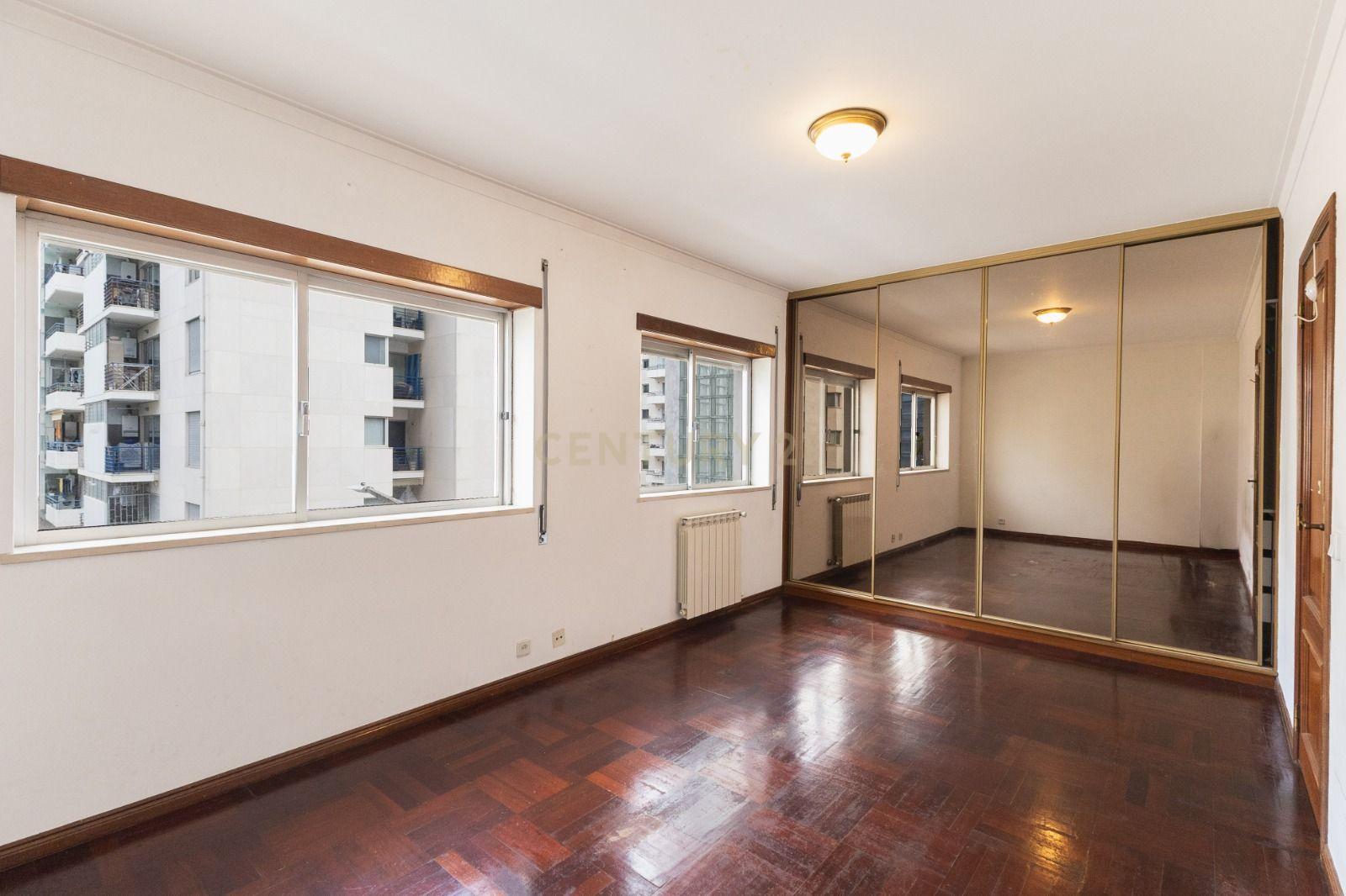 Apartamento T2 à venda em Santo António dos Olivais, Coimbra — foto 8