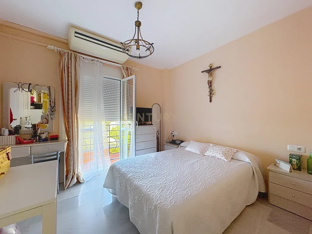 Apartamento com Vista Mar em Benalmádena, Málaga - Image 38