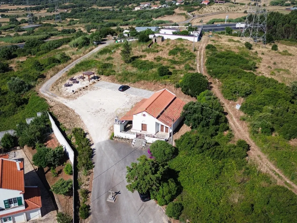 Terreno Rústico com 14.440 m² em Loures – Vista Desafogada, Exposição Solar e Acessos Diretos - Image 14