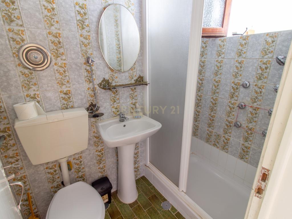 📍 **Localização Premium – Próxima da Escola D. Manuel I, Beja** - Image 23