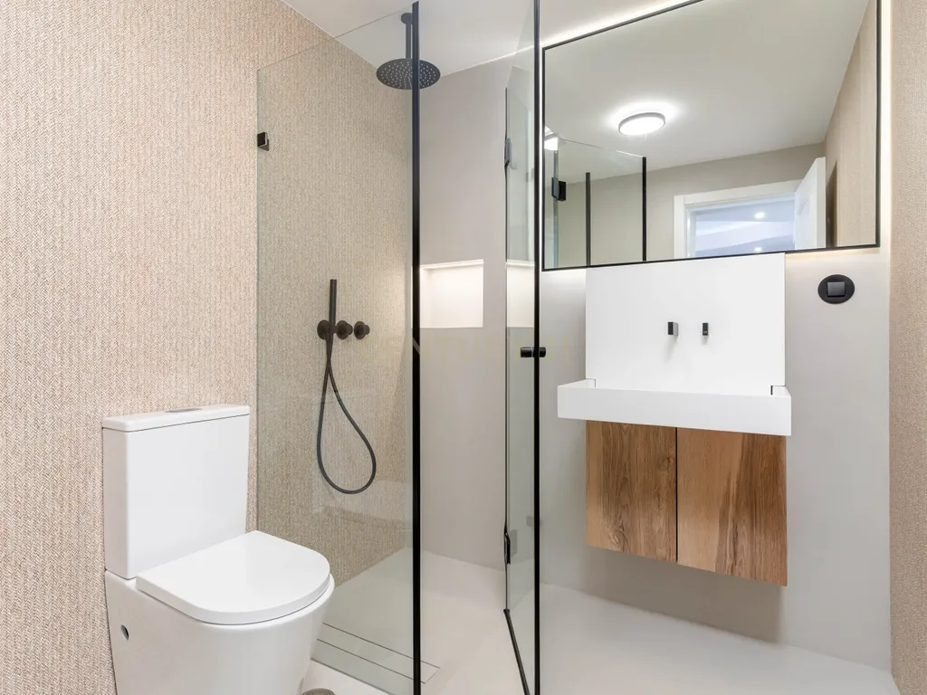 Magnífico T3 Duplex junto a praia de Sesimbra - Image 24
