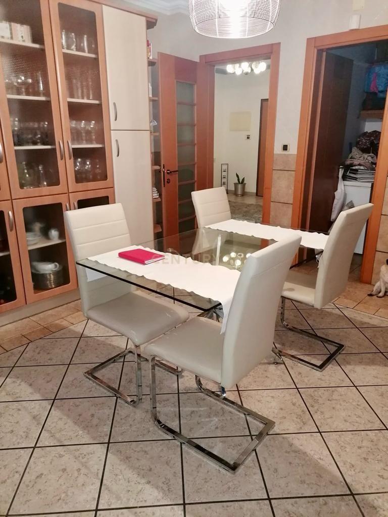 APARTAMENTO T4 SOLAR DAS MARINHAS - Image 2