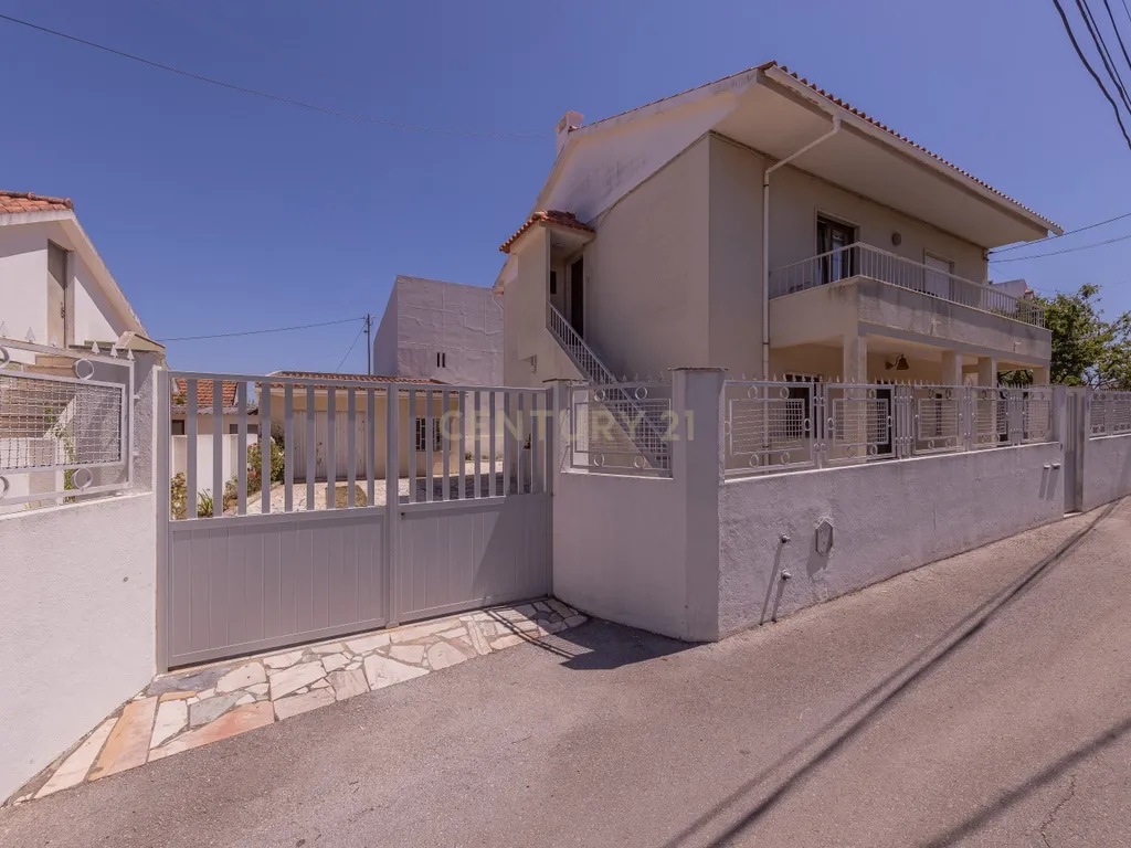 Moradia Isolada com Garagem Box para 2 Carros — Matarraque, S. Domingos de Rana - Image 7