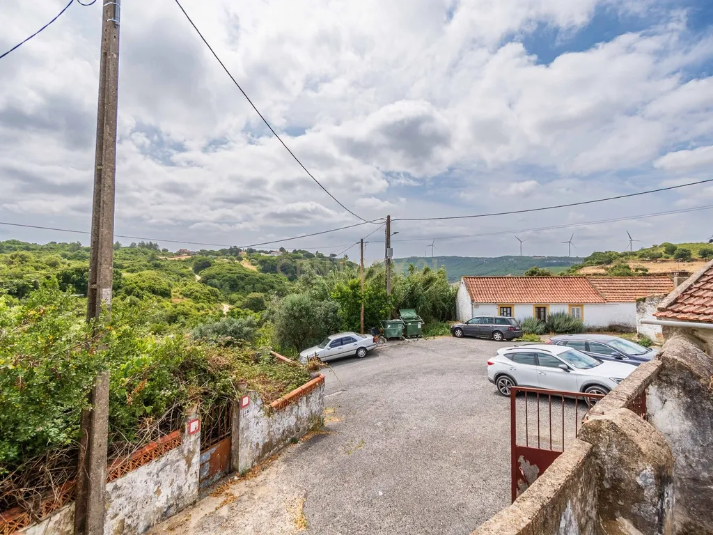 Moradia T2 com Jardim e Vista para a Montanha - Image 11