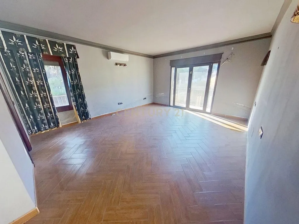 OPORTUNIDADE! ALUGUEL DE MAGNÍFICA MORADIA COM USO NÃO RESIDENCIAL – IDEAL PARA NEGÓCIOS - Image 11