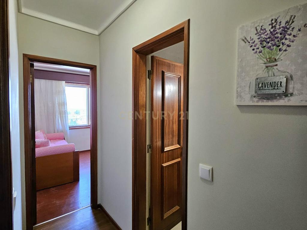 🏡 APARTAMENTO T4 NO CENTRO DE AVEIRO | GARAGEM FECHADA PARA 2 CARROS - Image 17
