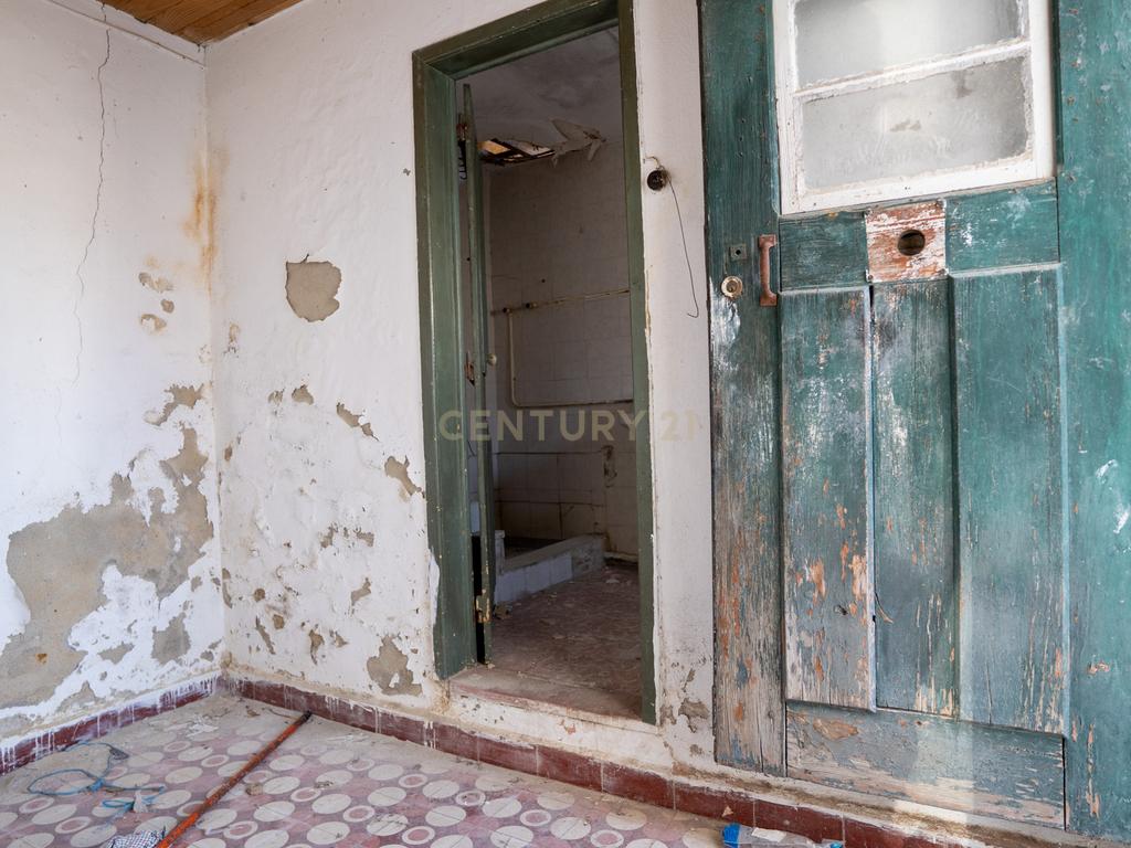 Casa para Recuperação em Cartaxo com Vista Panorâmica - Image 30