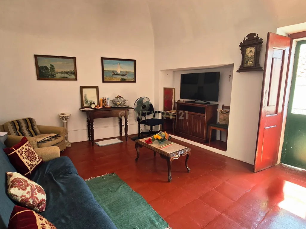 Moradia T2+1 com charme rústico alentejano em Alcáçovas - Image 19