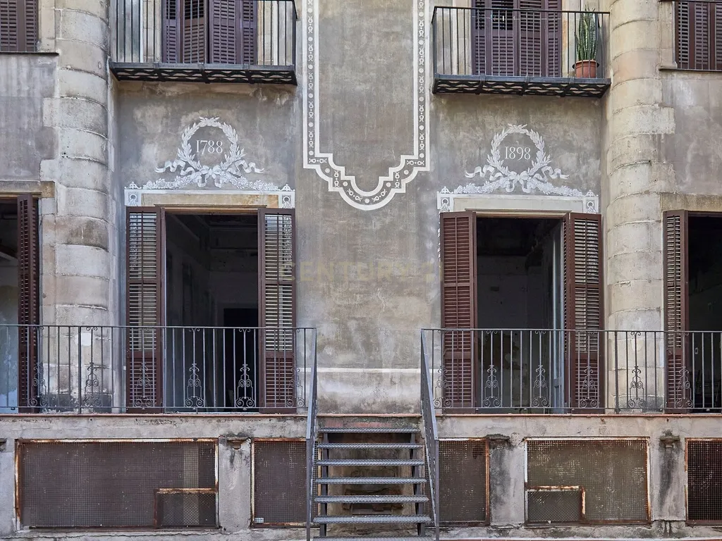 Duplex Espetacular em Barcelona, Cataluña - 463m² de Potencial - Image 26