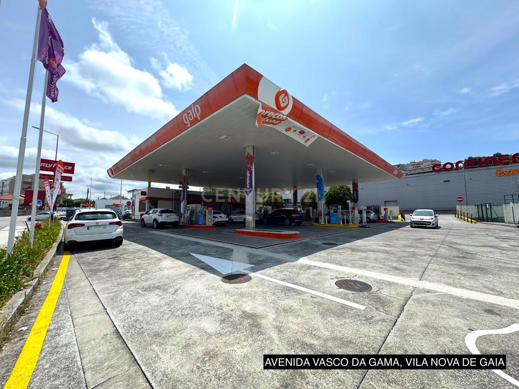Oportunidade de investimento: 3 postos de combustível + Parque com 108 lugares de estacionamento em Vila Nova de Gaia e Porto - Image 17