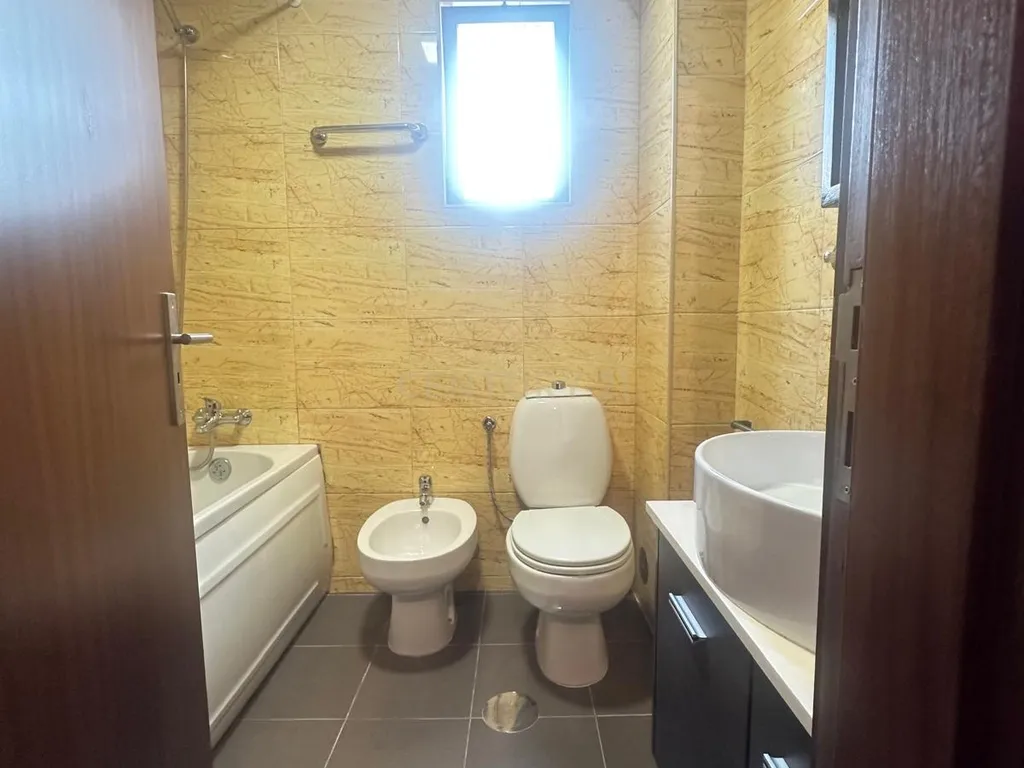 Apartamento T2 Remodelado em Avintes – Vila Nova de Gaia - Image 11