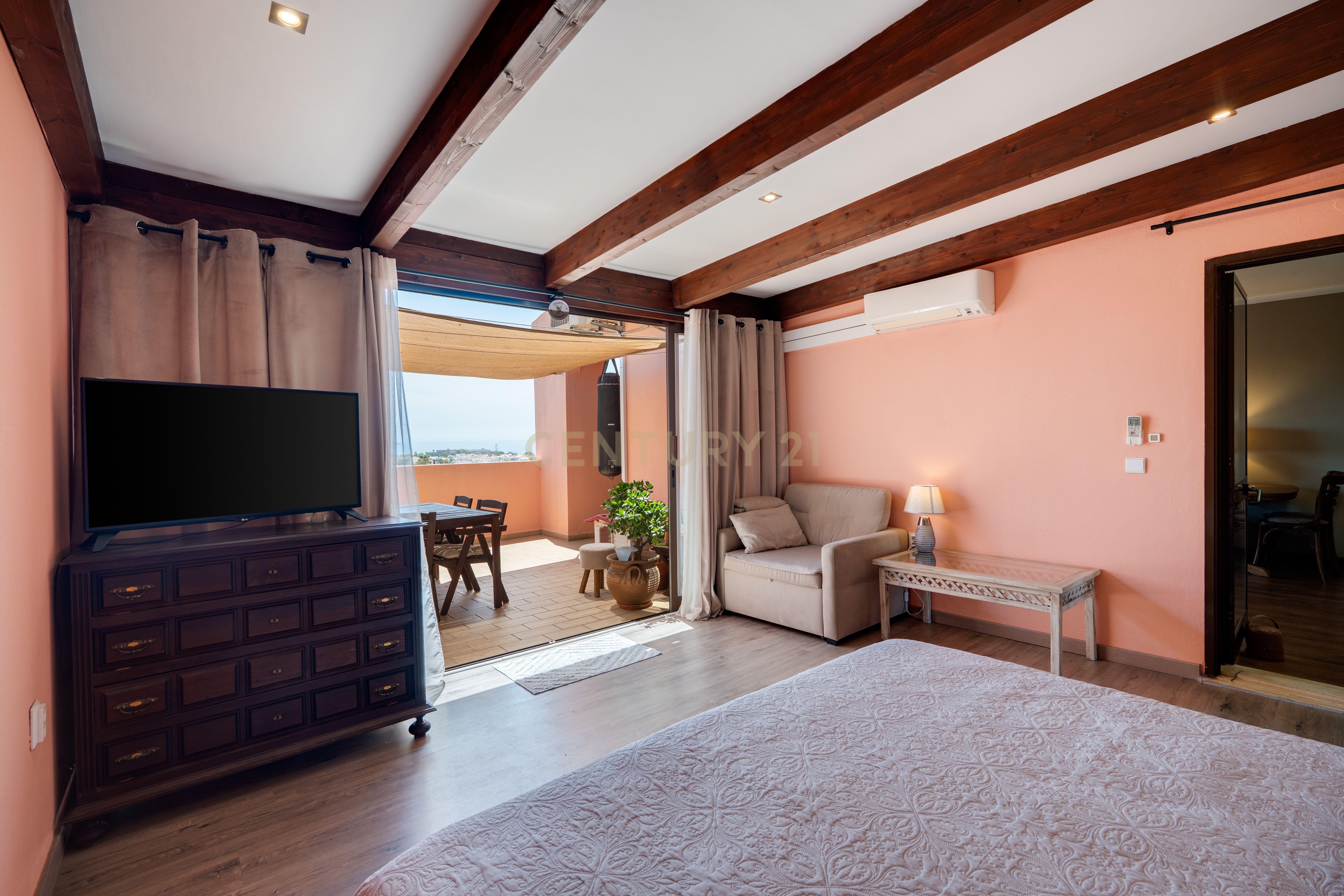 Fotografia 9 de Apartamento com piscina, elevador e vista mar, no centro de Albufeira