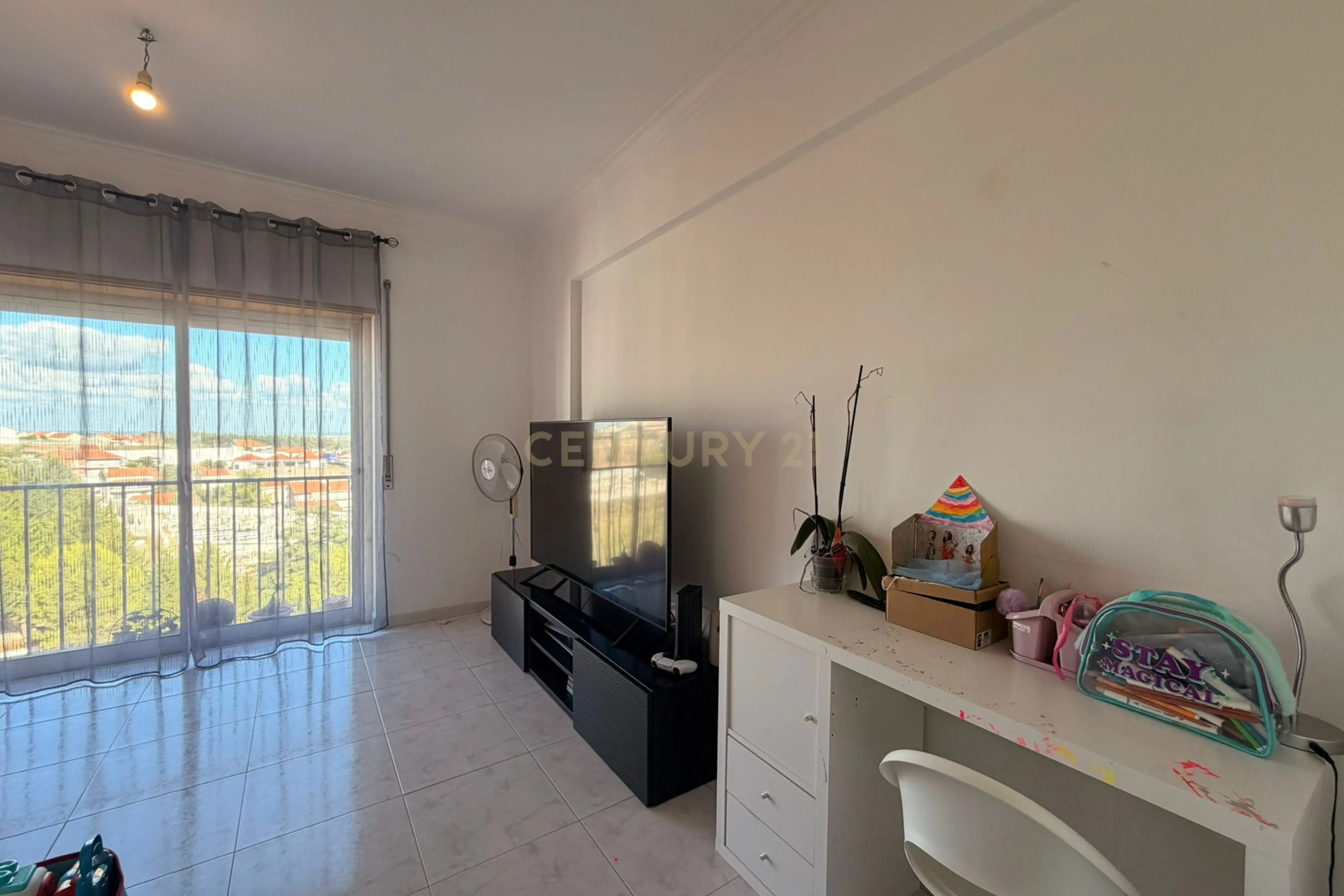 Fotografia 11 de Apartamento T2 em Vialonga com Vista para o Rio