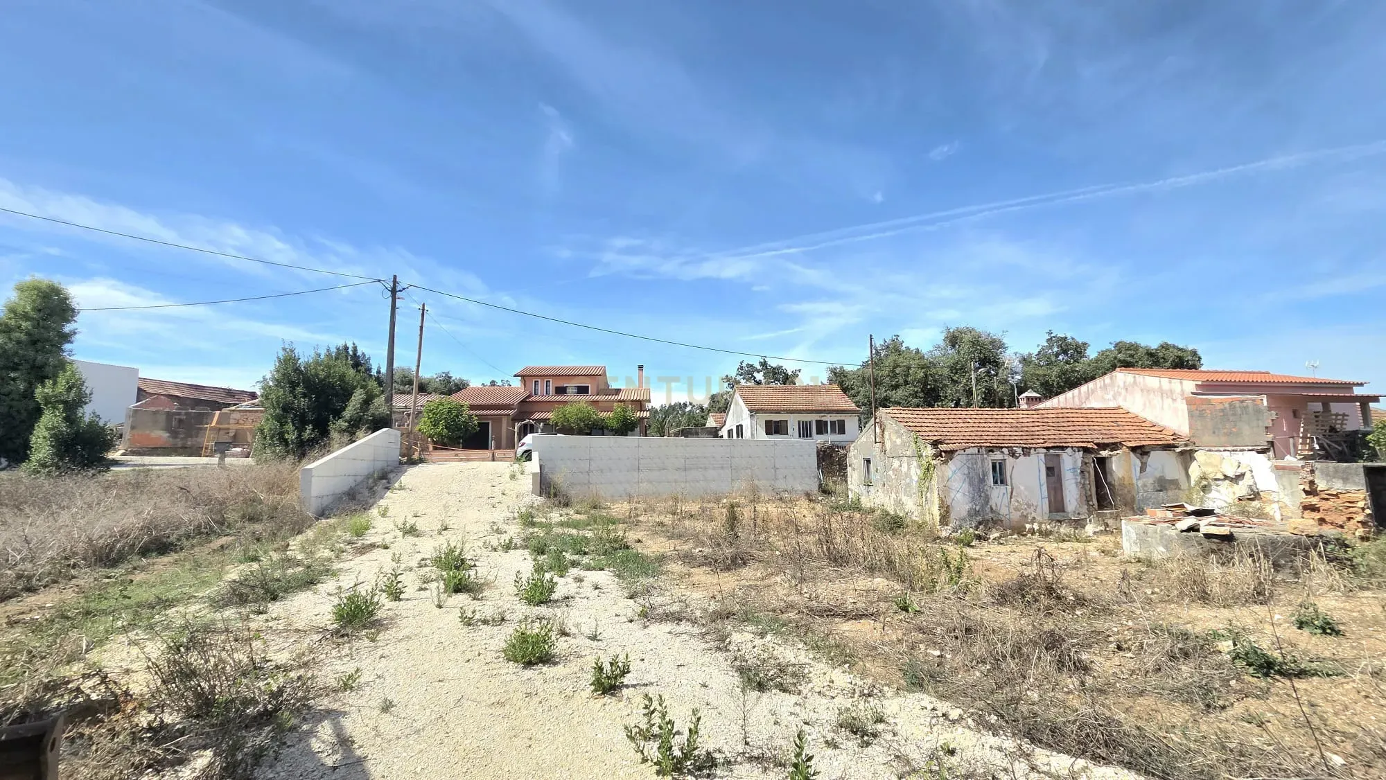 Casa antiga a 5 Minutos de Pombal || Com Projecto aprovado para Remodelação