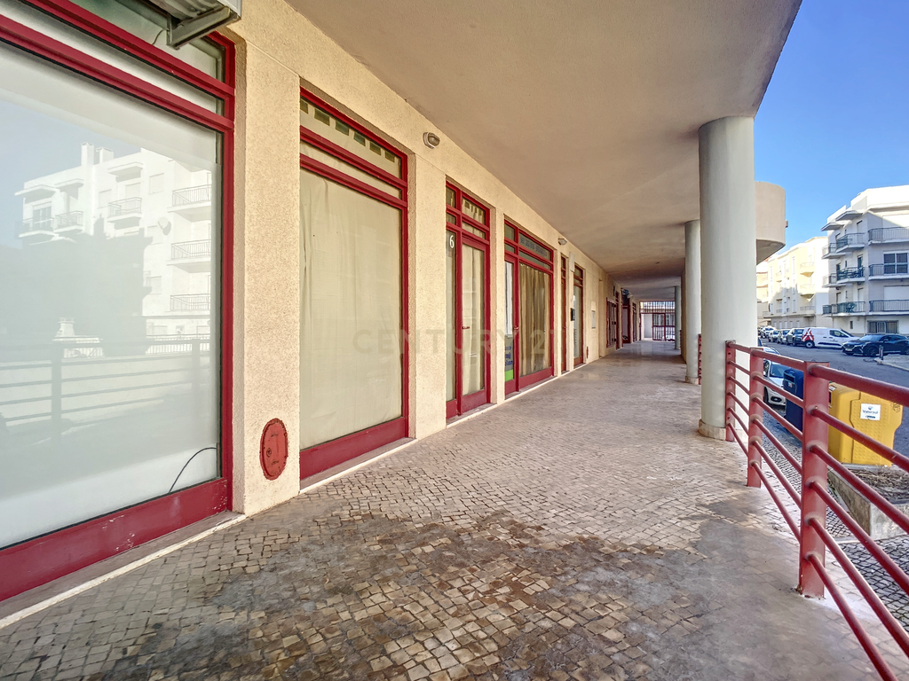 Loja Edifício Varandas em Nazaré - Image 5