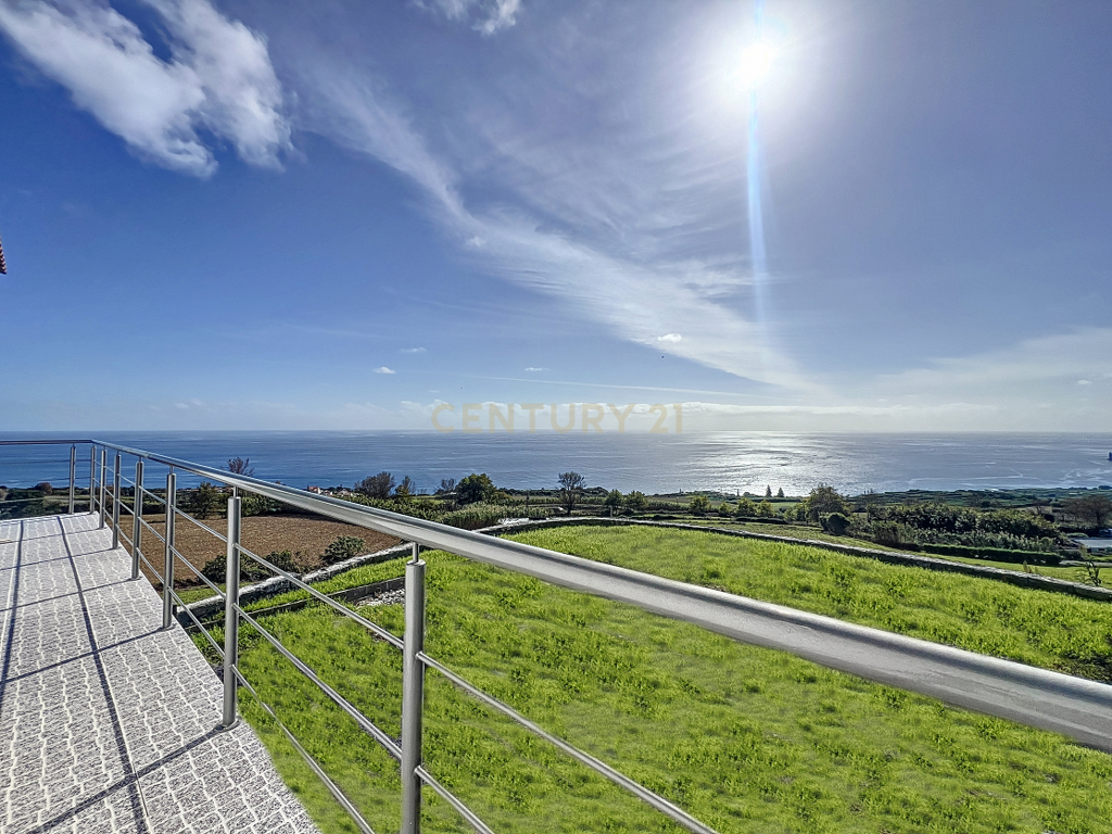 Moradia Nova com Vista Inigualável para o Ilhéu de Vila Franca do Campo e o Mar! - Image 16