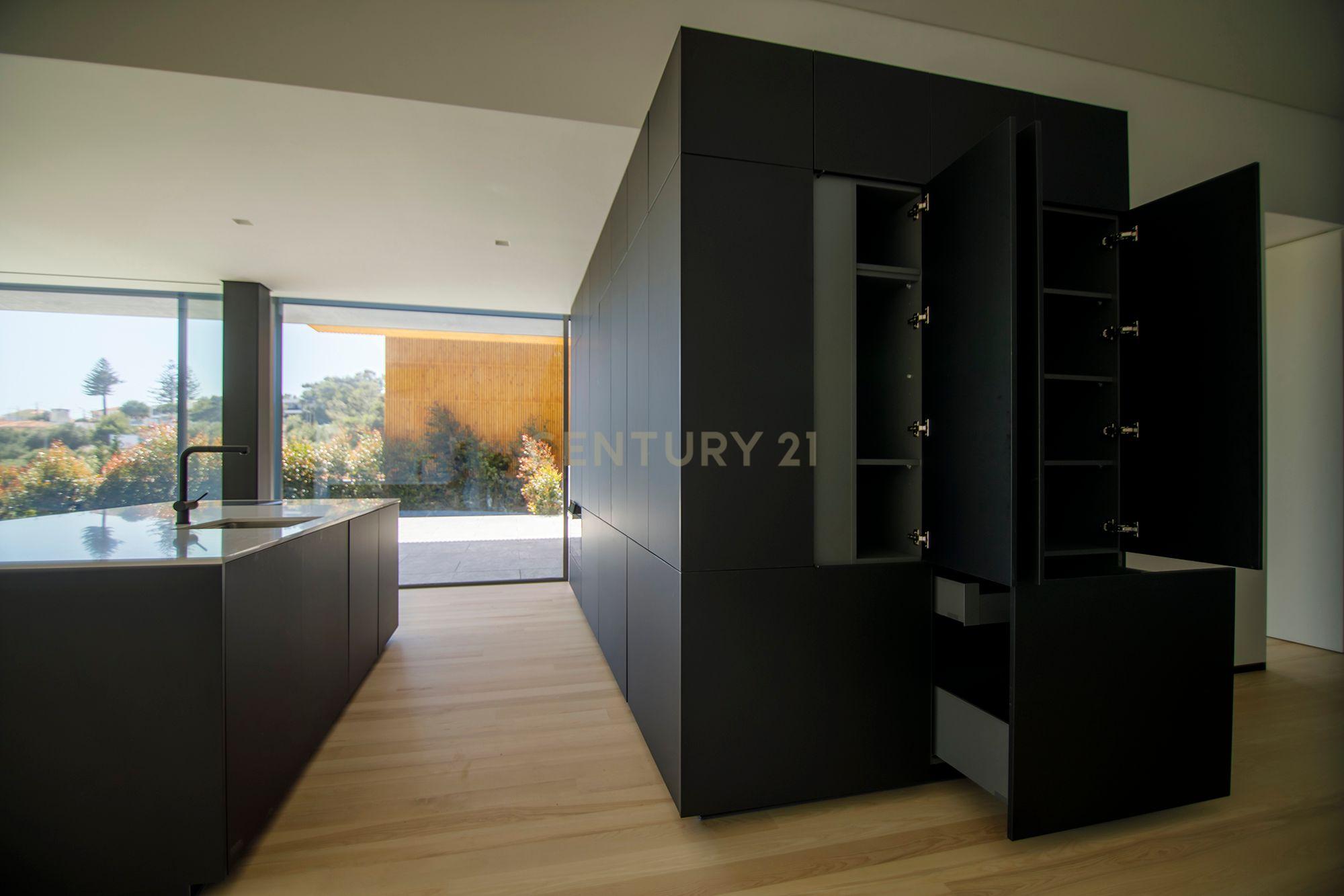 Magnifica Moradia T4 em Cascais - Image 10