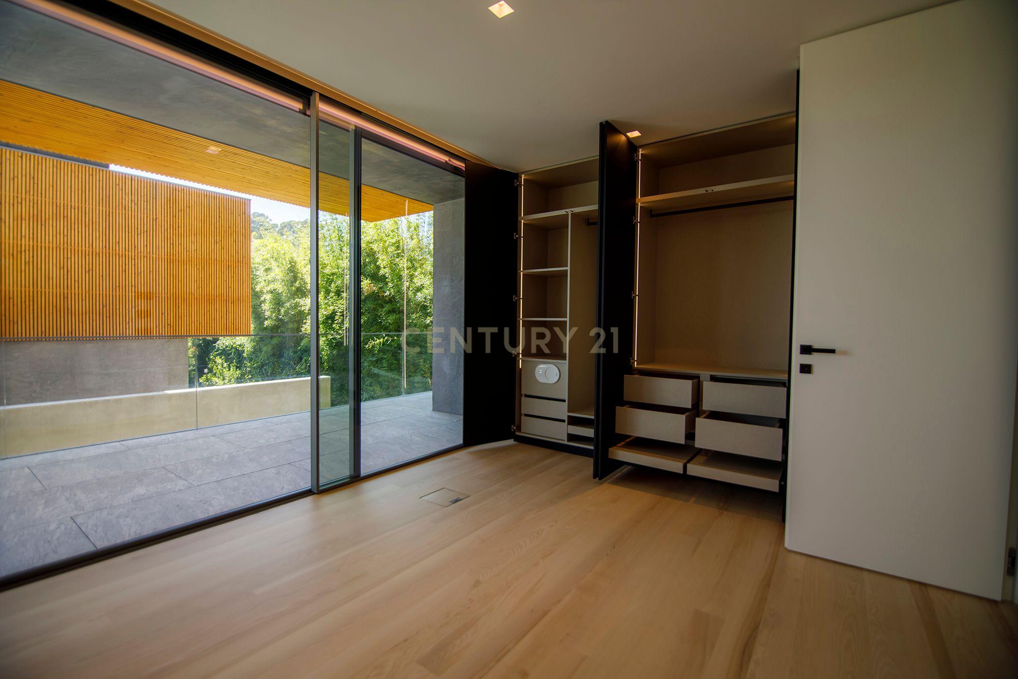 Magnifica Moradia T4 em Cascais - Image 50