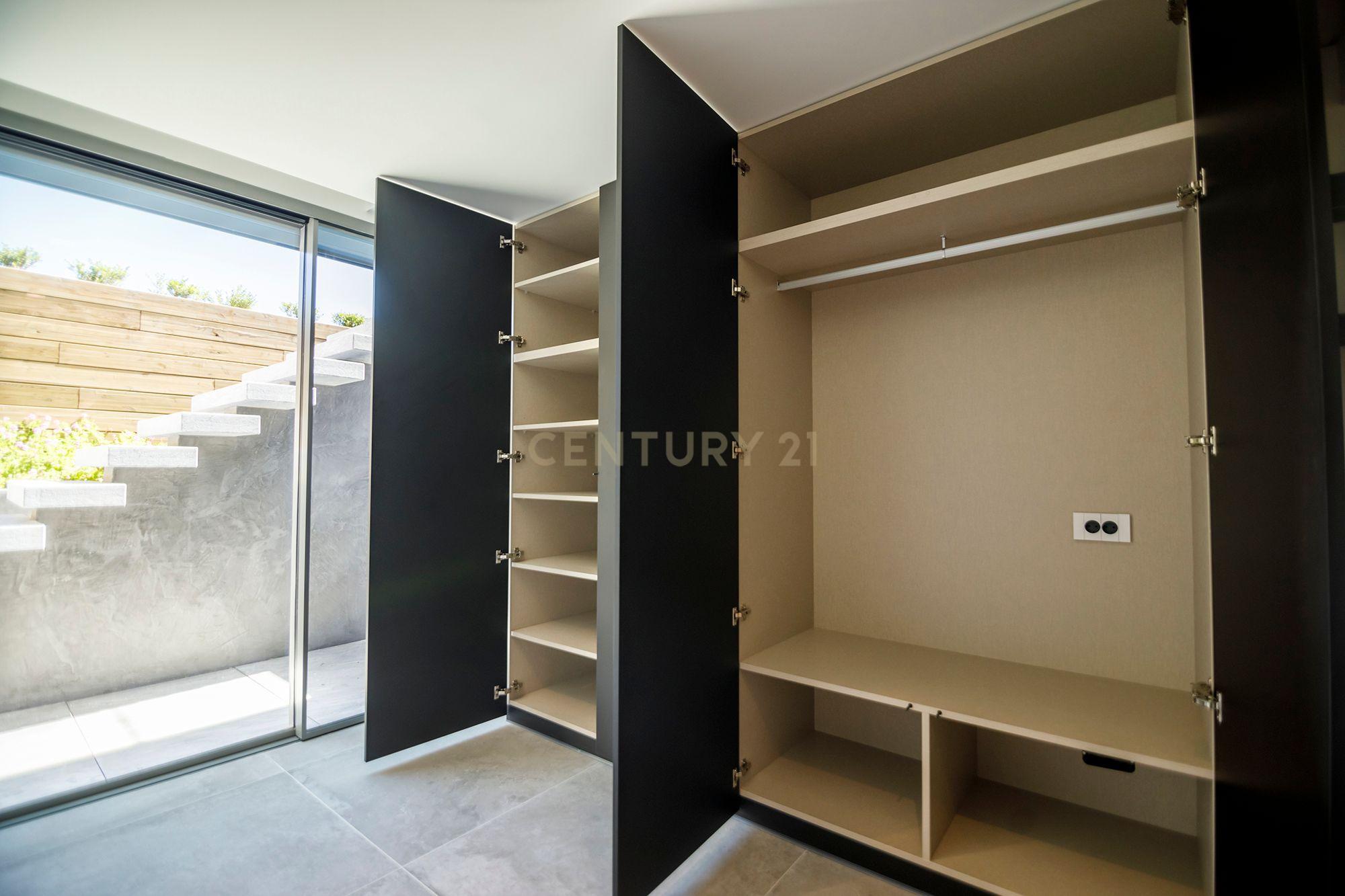Magnifica Moradia T4 em Cascais - Image 25
