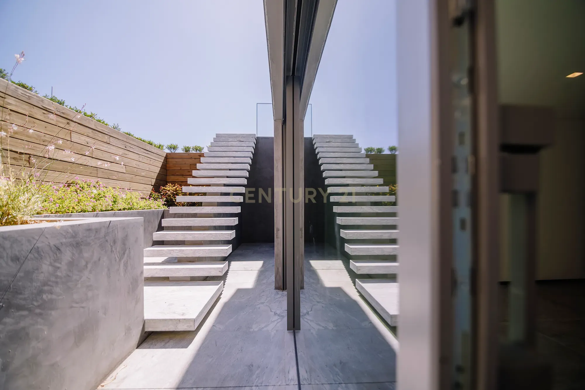 Magnifica Moradia T4 em Cascais - Image 64