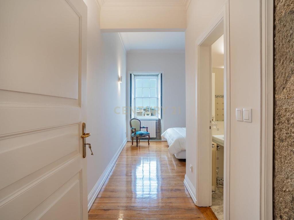 Casa Senhorial com 975 m2 em Amares, Braga - Image 15