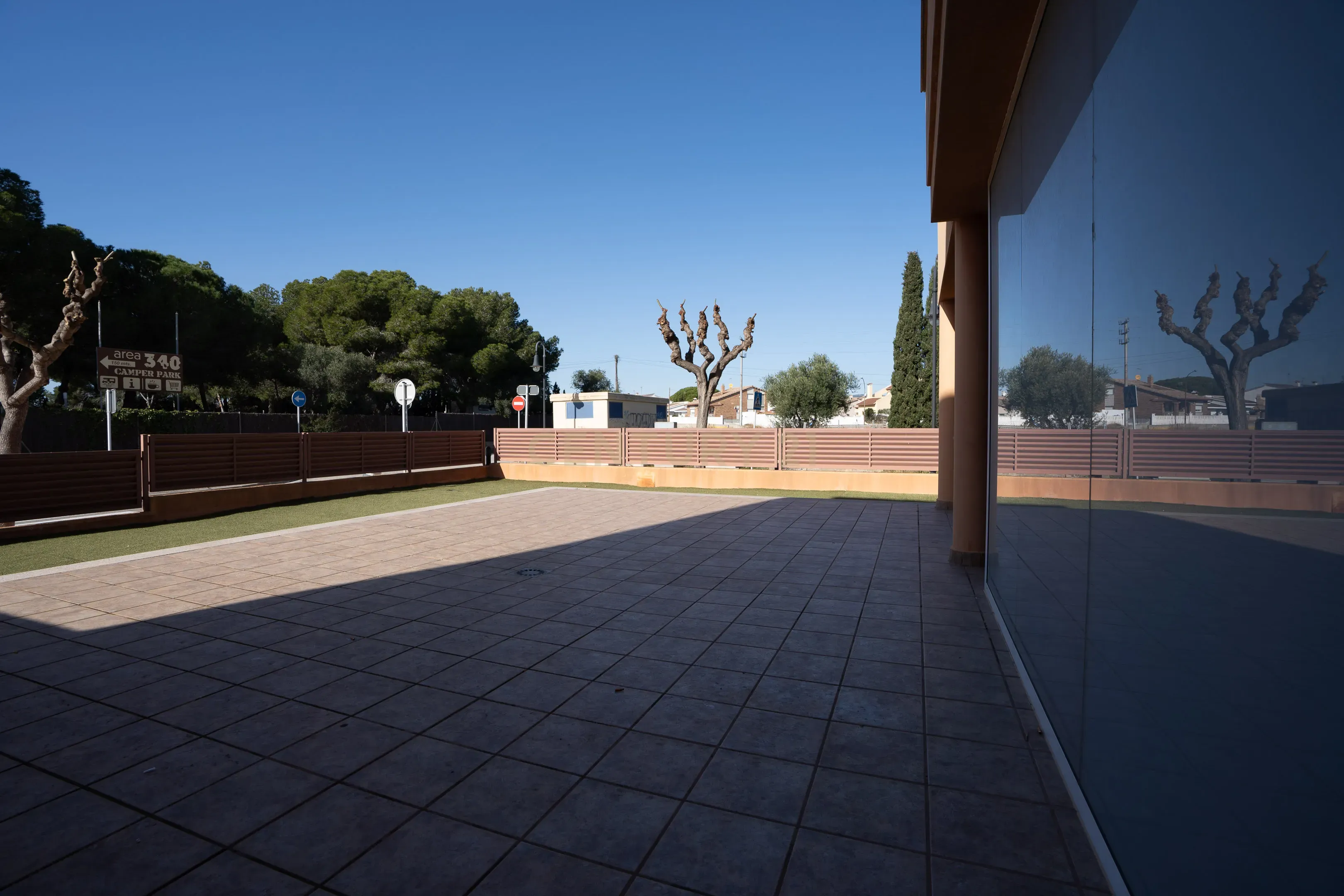 undefined - Image 52