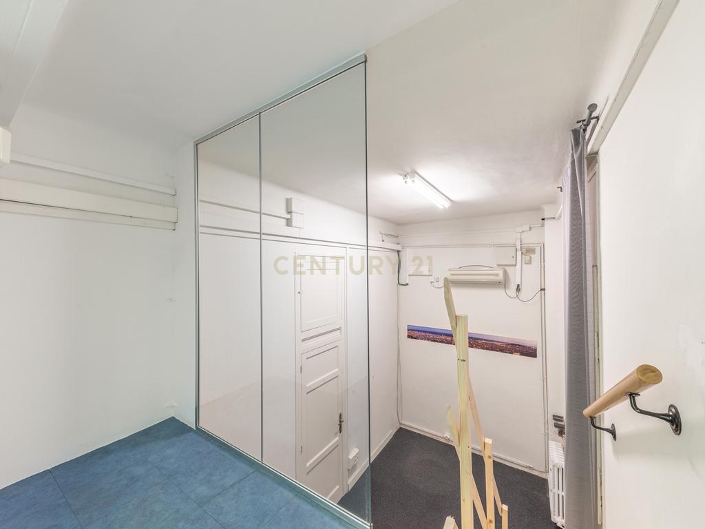 - Image 20