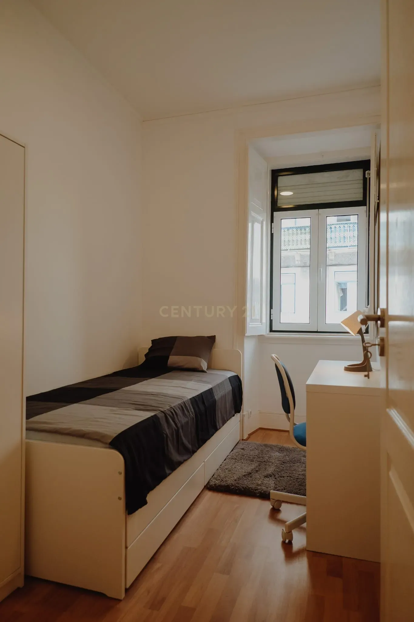 Fotografia 5 de Alto Potencial de Rendimento | Apartamento Remodelado e Mobilado | Rua Andrade, Lisboa
