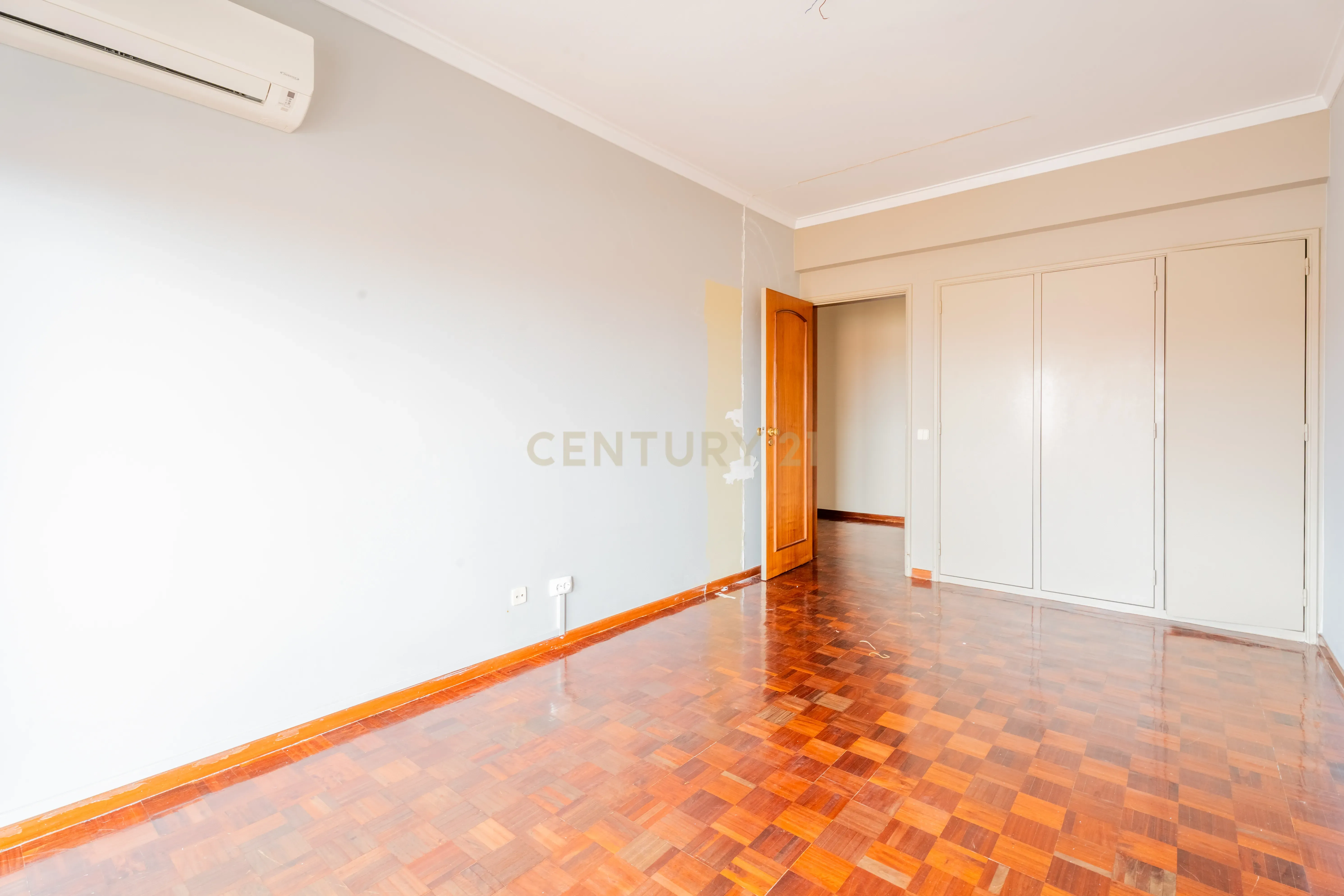 Fotografia 9 de Uma oportunidade para viver ou investir em Agualva-Cacém